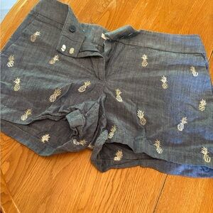 Stylish Gray Pineapple Embroidered Women's Shorts